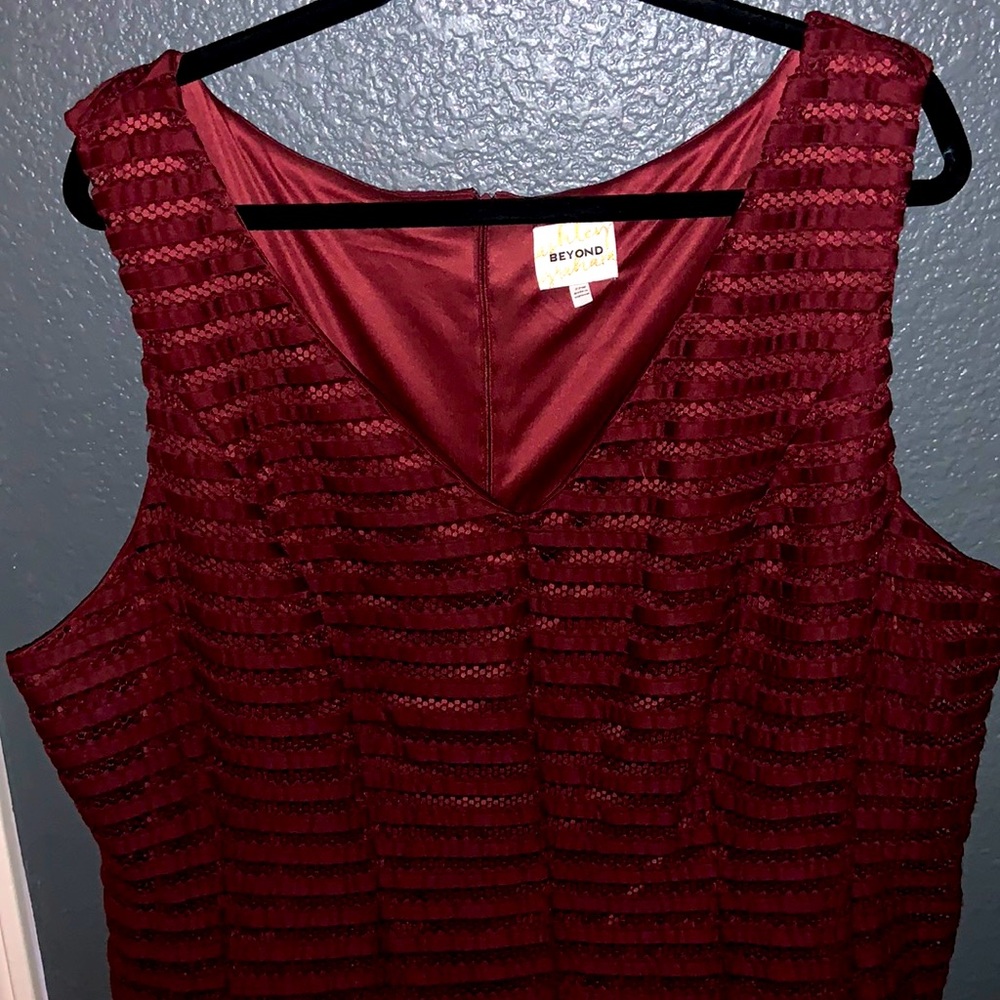 Cranberry knit bodycon dress.